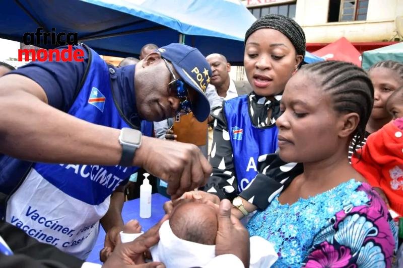 Lancement de la campagne contre la poliomyélite 