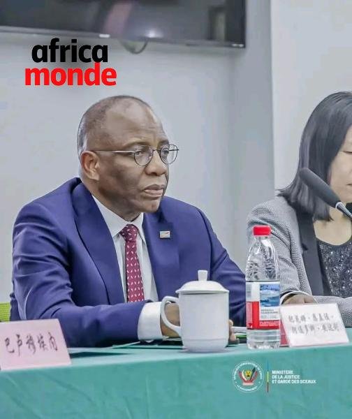 Le ministre de la Justice congolaise, Guillaume Ngefa Atondoko à Pékin, Ph droit tiers 