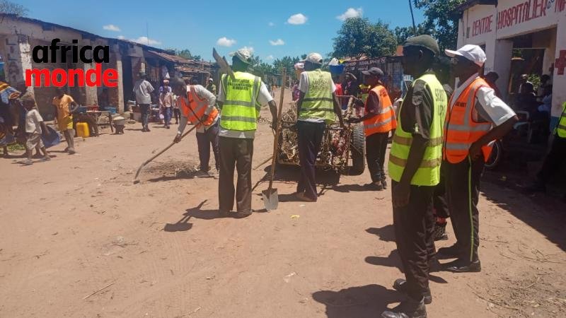 La brigade urbaine d'assainissement dela ville de Mwena ditu