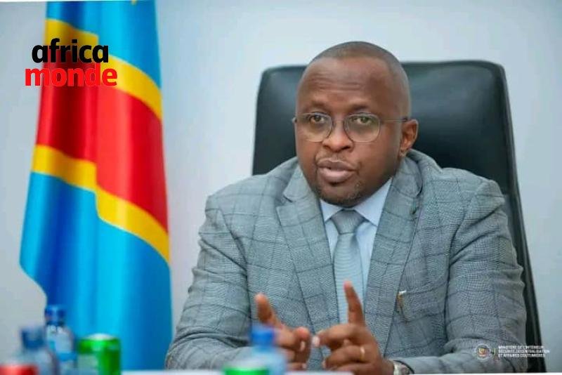 VPM de l'intérieur, Jacqueman Shabani, Ph droit tiers 