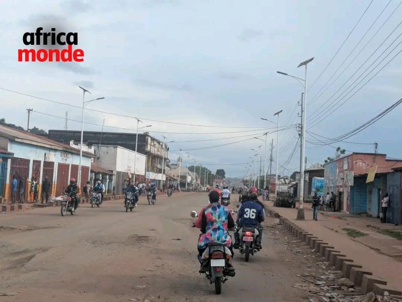 Les motocyclistes sur la ville de kalemie 