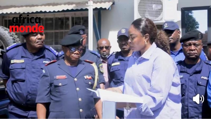Maire de Lubumbashi et le commissaire dela police 
