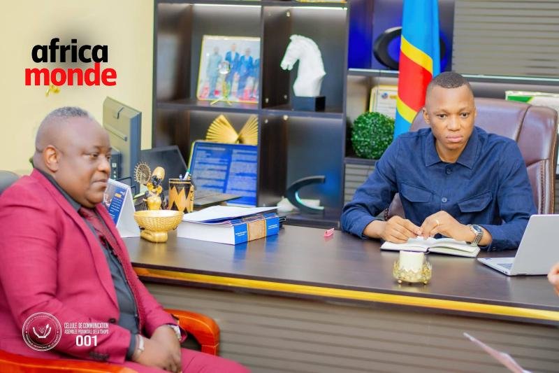 Le président de l’Assemblée provinciale, le Dr Mateus Kanga Londimo et le pasteur Fidèle Mongo 