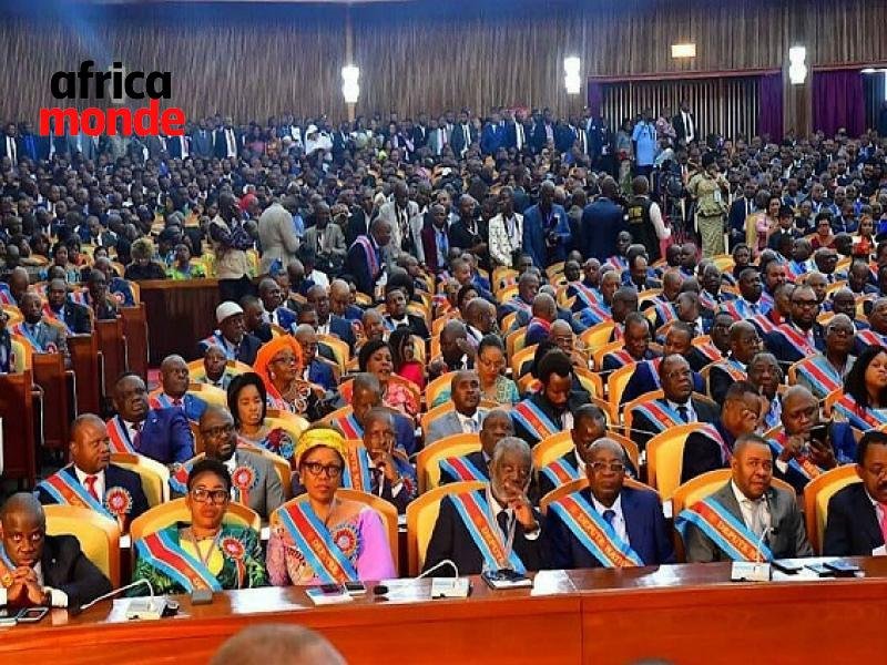 Les députés nationaux à l'assemblée nationale 