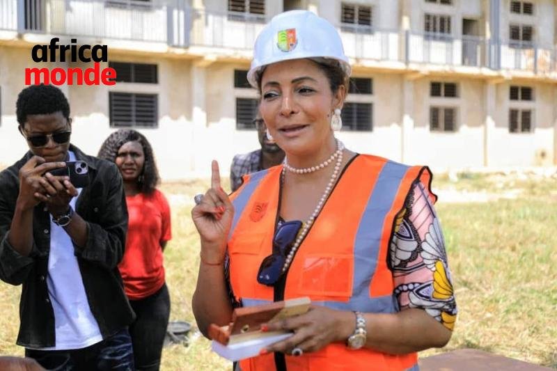 L'honorable Benatar chilufya en visite à l'ISTA Lubumbashi 