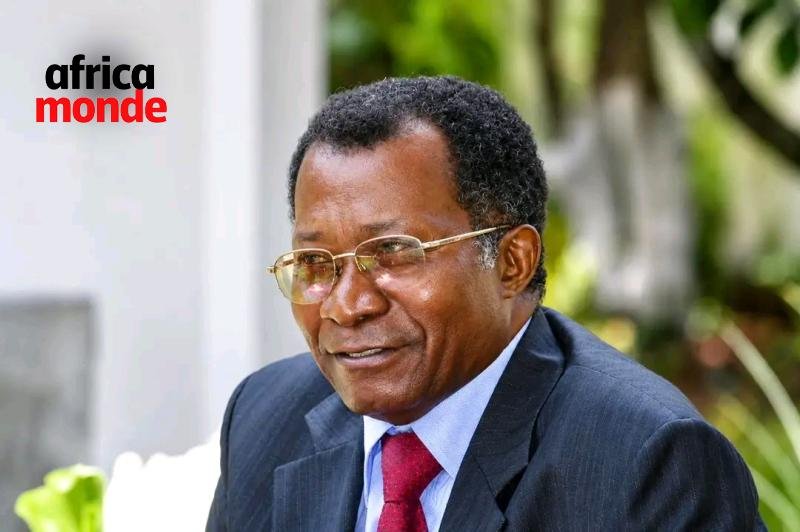 Le professeur Mampuya, et acteur politique 