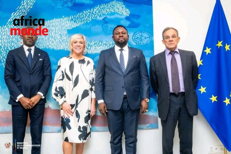 Le porte parole du gouvernement Patrick muyaya, Samuel mbemba et les représentants dela Belgique 