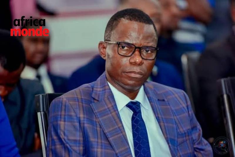 Le ministre délégué à la Défense chargé des Anciens Combattants, Eliezer Ntambwe, 