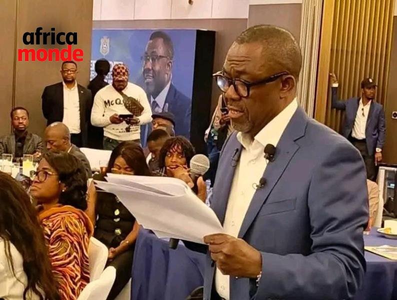 Le président Veron Mosengo, candidat aux élections 