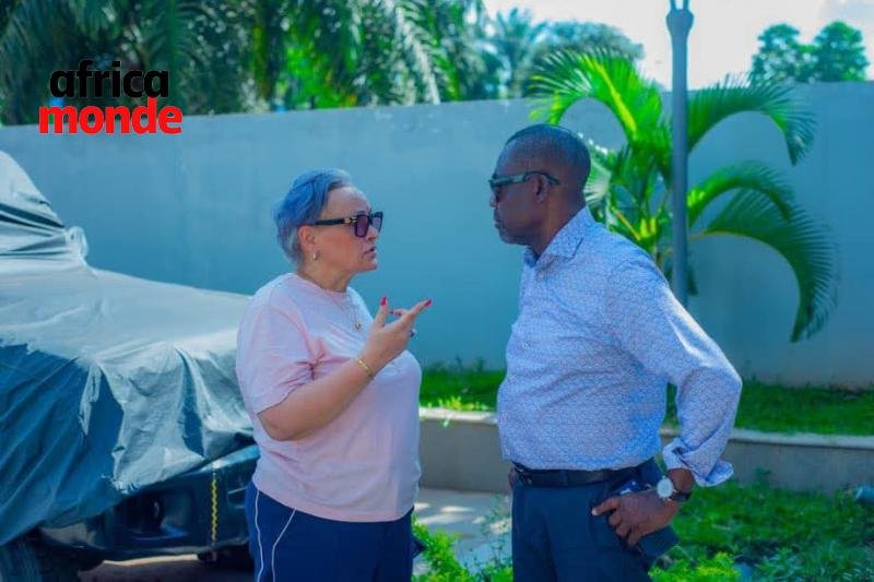 Véronique Singa Boyenge et Verón Mosengo