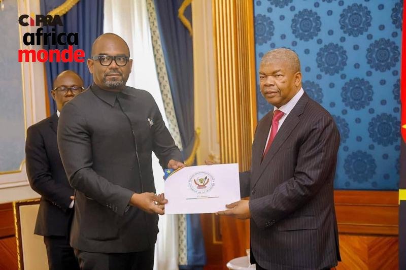 M. Sumbu Sita Mambu et Le président de la République d’Angola, João Lourenço