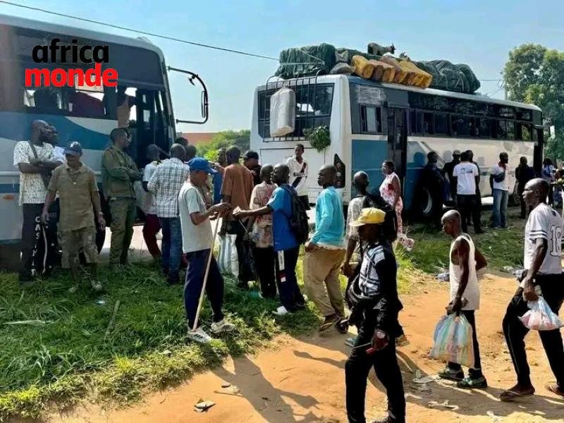 Deuxième vague de recrues destinées aux Forces armées de la République démocratique du Congo (FARDC).