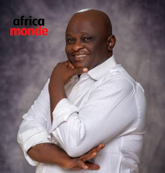 Monsieur John Ngombua journaliste de profession basé à Kinshasa 