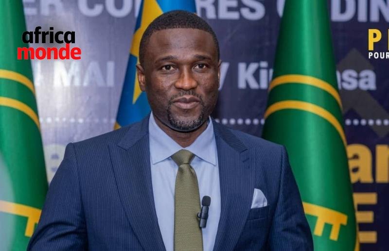L’opposant politique Seth Kikuni et membres de sauvons la RDC 