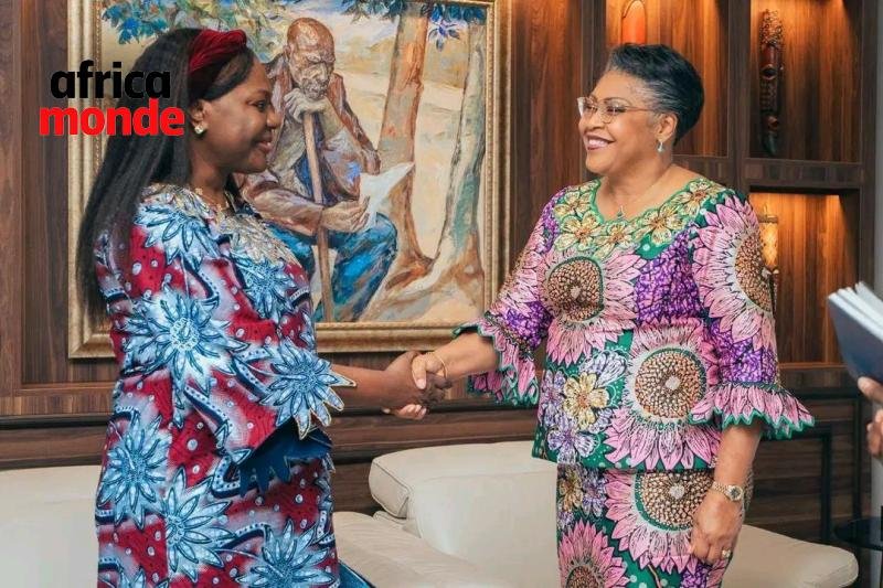 la Première ministre Judith Suminwa Tuluka et madame Brigitte Mukanga 