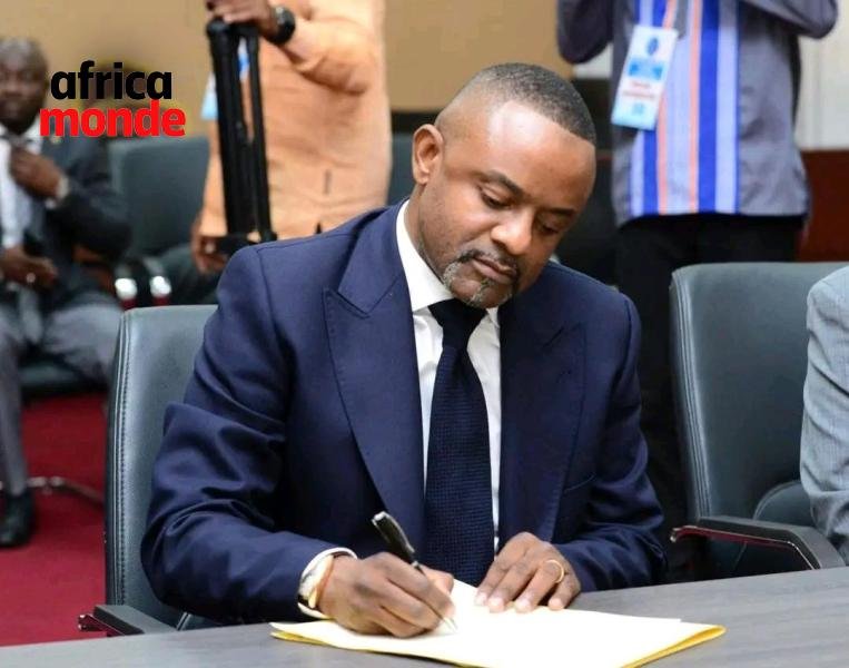 Salomon Idi Kalonda Della Sénateur, photo Crédit @
