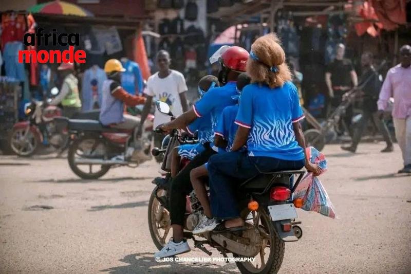 La population de Kinshasa qui se mobilisent pour le match RDC - Portugal 