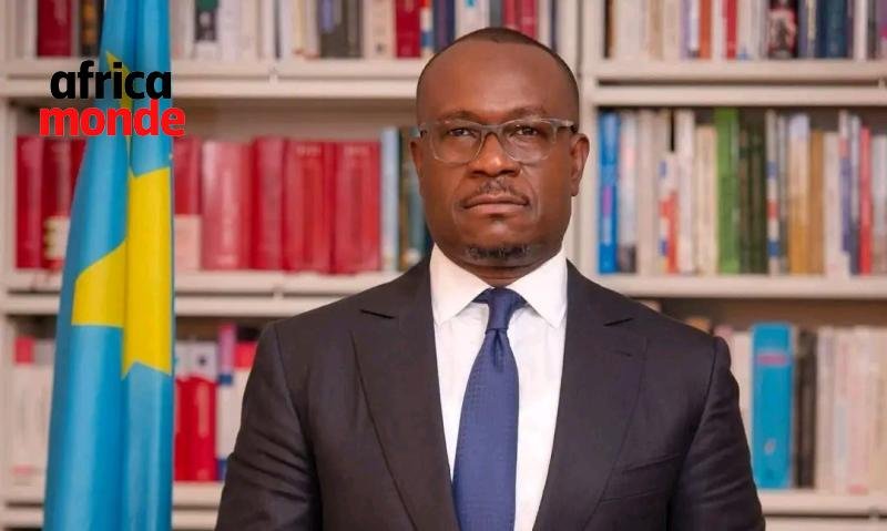 L'opposant politique Delly Sesanga et président du parti ENVOL 
