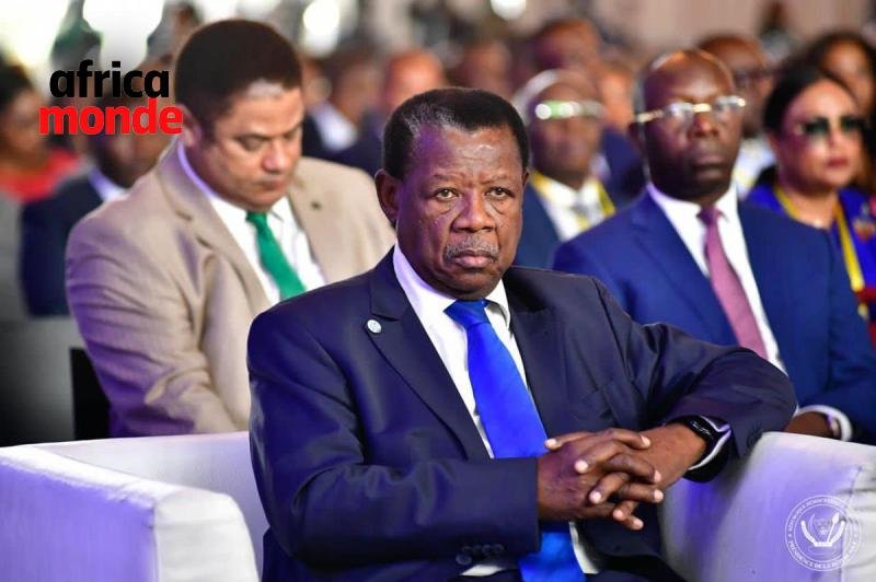Le député national Lambert Mende Omalanga
