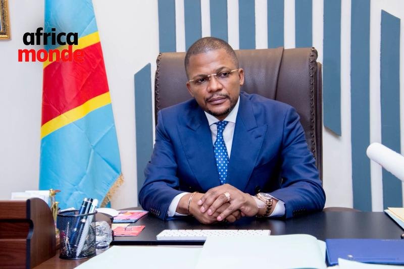 Le ministre des sports Didier Budimbu 