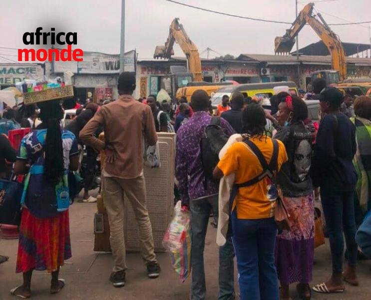 Démolition des boutiques à l'UPN Kinshasa 