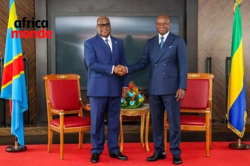 Le Président de la République démocratique du Congo, Félix-Antoine Tshisekedi Tshilombo et son homologue gabonais, Brice Clotaire Oligui Nguema.