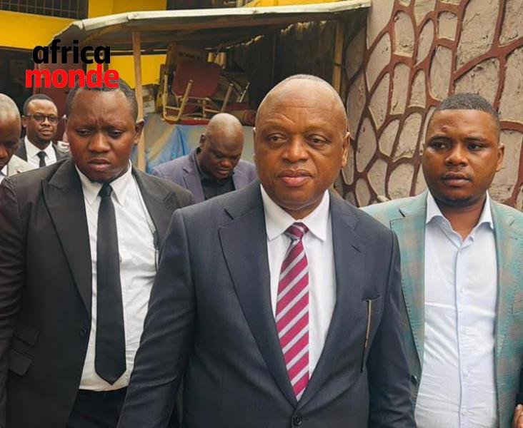 Le directeur général de l’Office congolais de contrôle (OCC), le professeur Pierre Lohahola Osomba