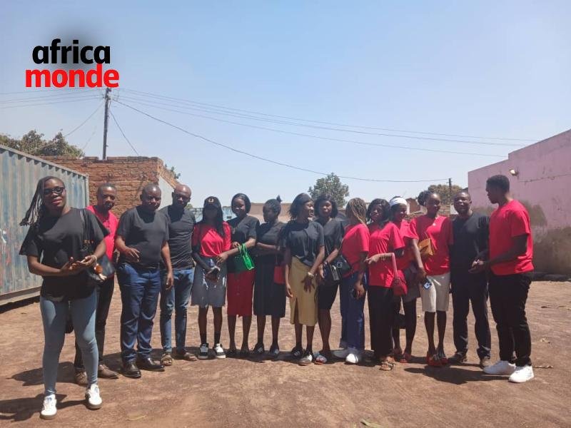 les membres de la Fondation Édouard Banze 