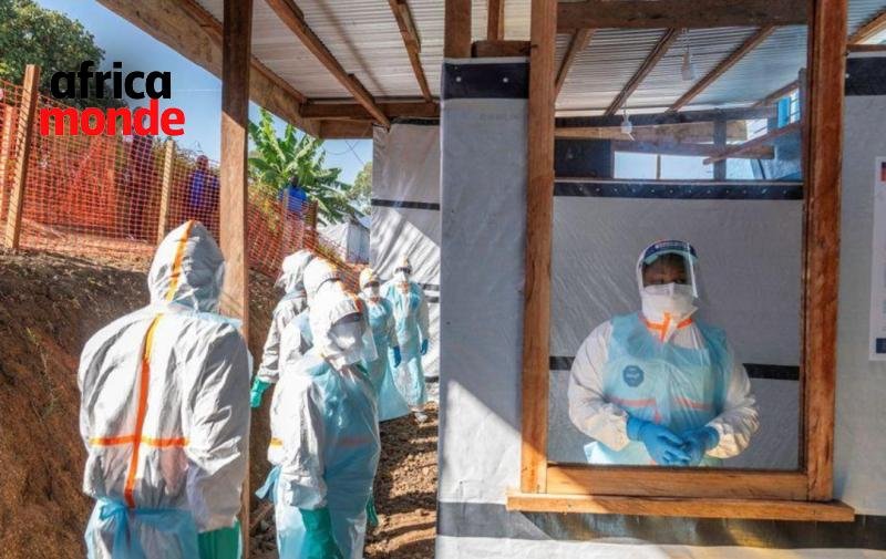 Les agents dela santé dans la zone touchée par l'Ebola 
