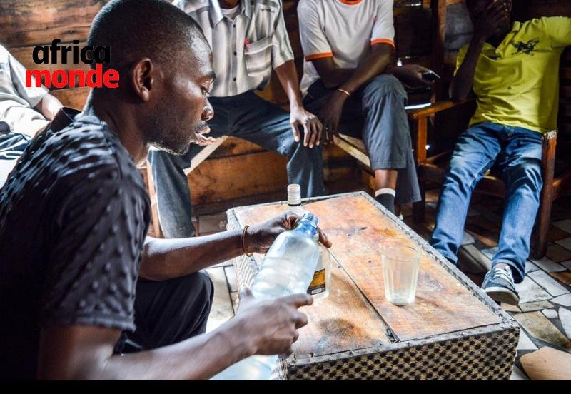 La consommation de boissons fortement alcoolisées par des jeunes 