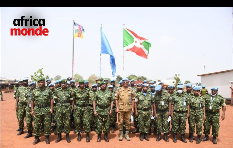 Des responsables militaires burundais 