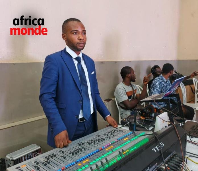 l’ingénieur David Tshinkobo, connu sur les réseaux sociaux sous le nom d’« Évangéliste David TDC »