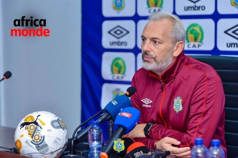 Le sélectionneur national Sébastien Desabre 