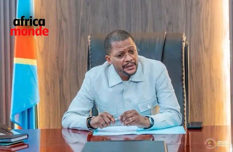 Le ministre des Sports et Loisirs, Didier Budimbu