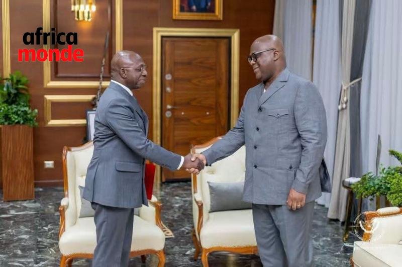 Le Président de la République démocratique du Congo, Felix TSHISEKEDI et le ministre angolais des Relations extérieures, Tete António