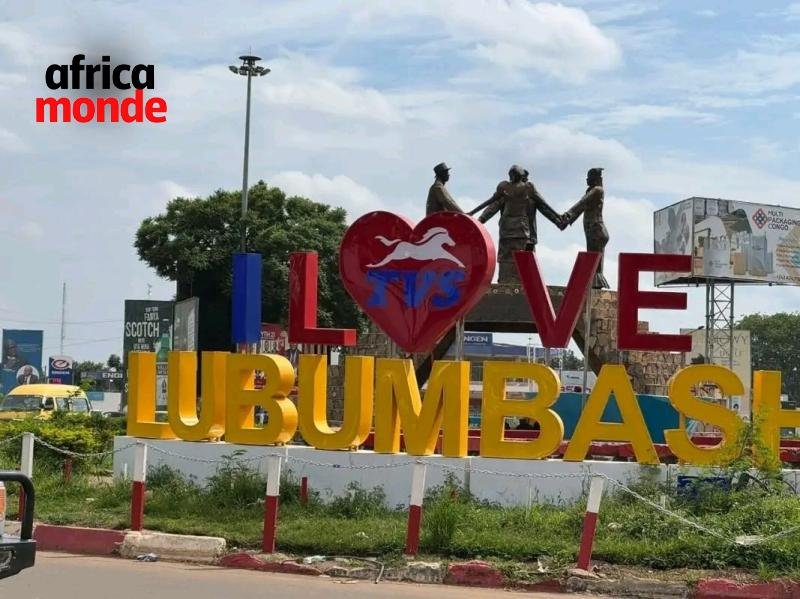 Rond Point carrefour dans la ville de Lubumbashi 