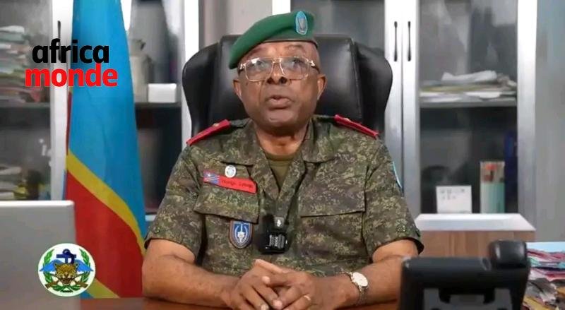 Le porte-parole des FARDC, le général-major Sylvain Ekenge Bomusa Efomi